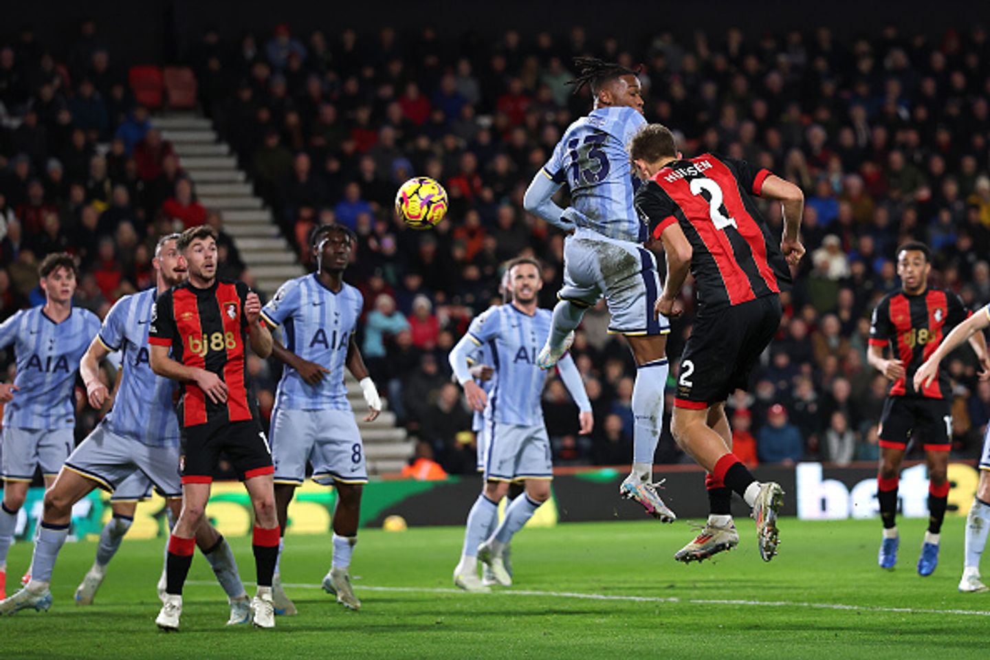 AFC Bournemouth  vs Tottenham (03:15 – 06/12) | Xem lại trận đấu