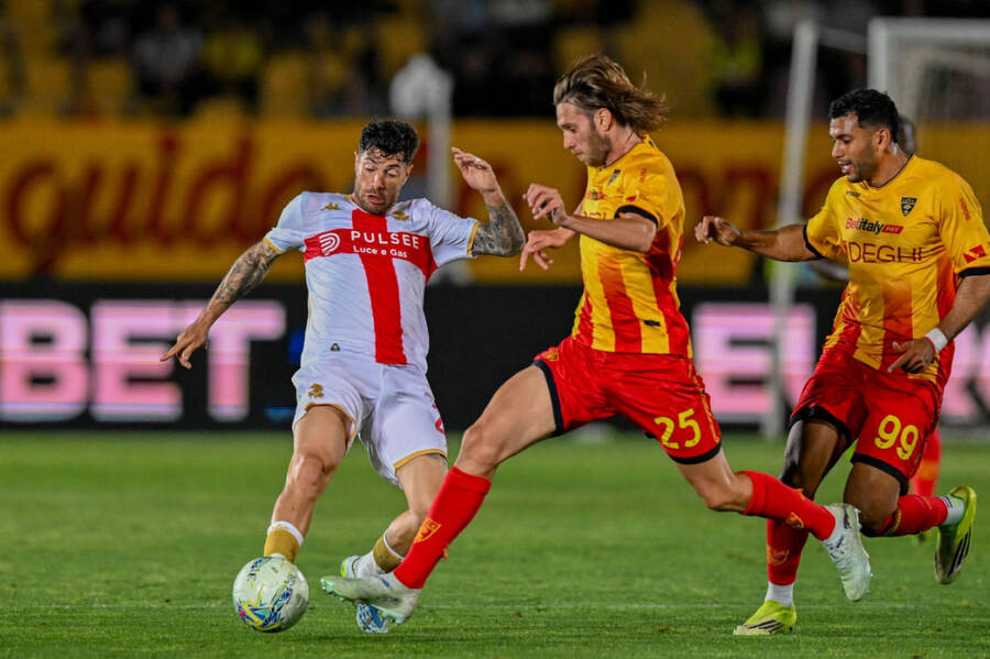 Lecce vs Genoa (01:45 – 25/05)